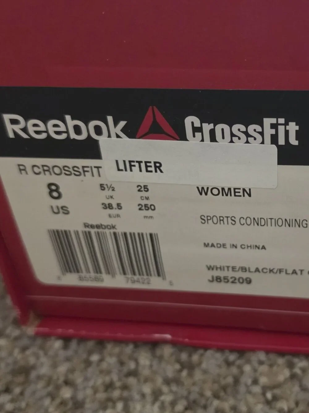 Reebok weightlifting shoe